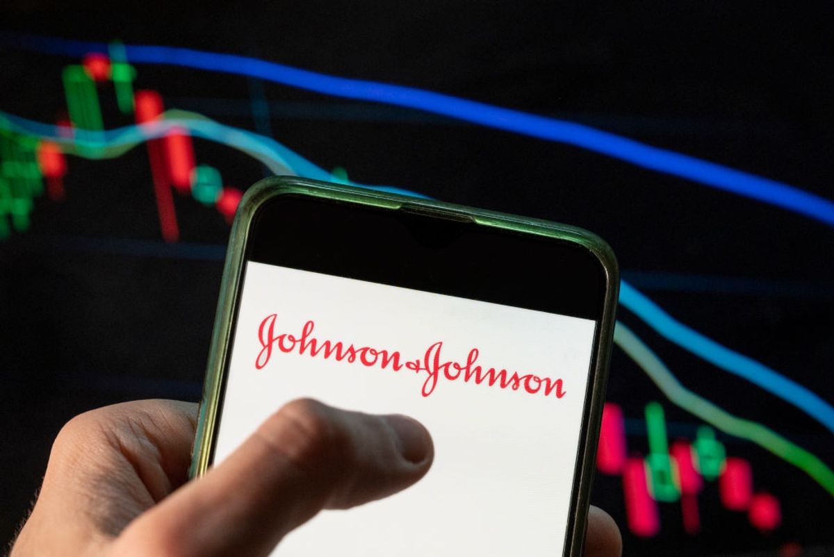 존슨앤드존슨, 30년간 주가 5500% 오른 비결은? 주가 전망은? - 더밀크 | The Miilk