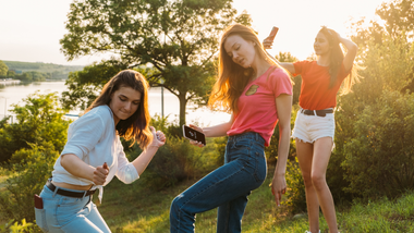 틱톡 바이럴의 비밀은? 수고리즘(수작업+알고리즘)