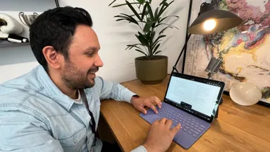 [현장] 펜으로 그리자 양자역학이 술술… MS 코파일럿이 바꿀 교육의 미래