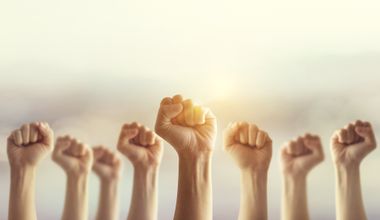 애플노조 탄생임박 / 펠로톤 전략 수정 / 전 레딧CEO가 보는 머스크
