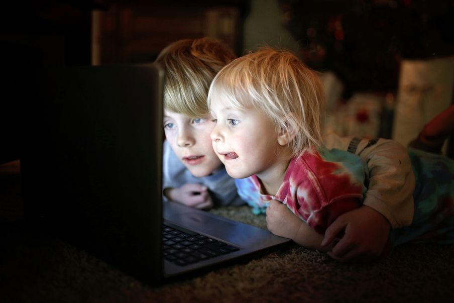 앞서 가는 부모가 디지털에 중독된 자녀에게 가르치는 3가지