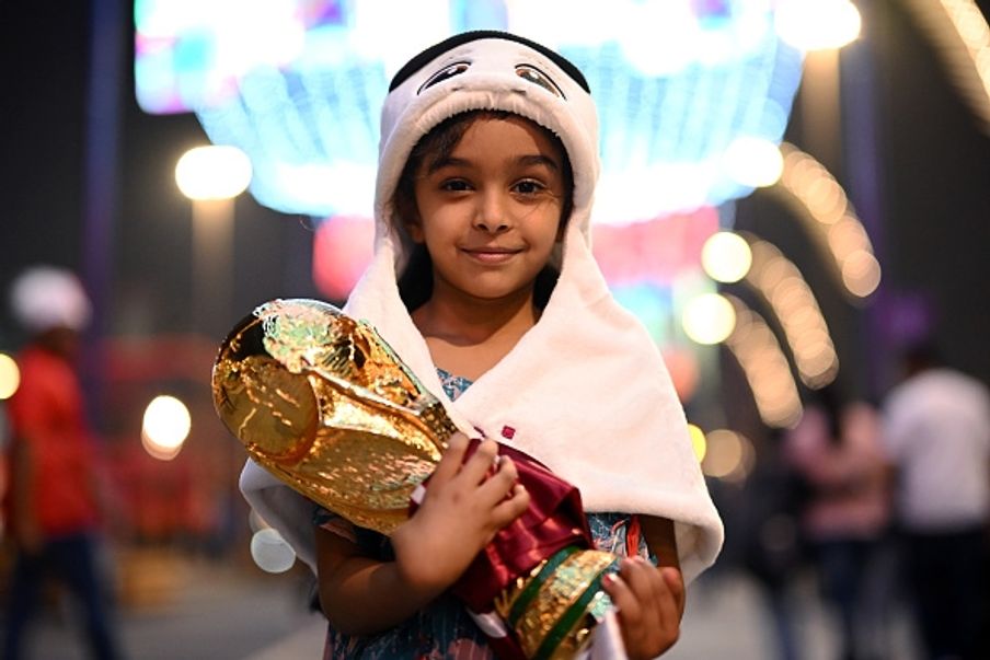 카타르 월드컵 개막...투자 전략? 주가는 '승자의 저주' 따른다